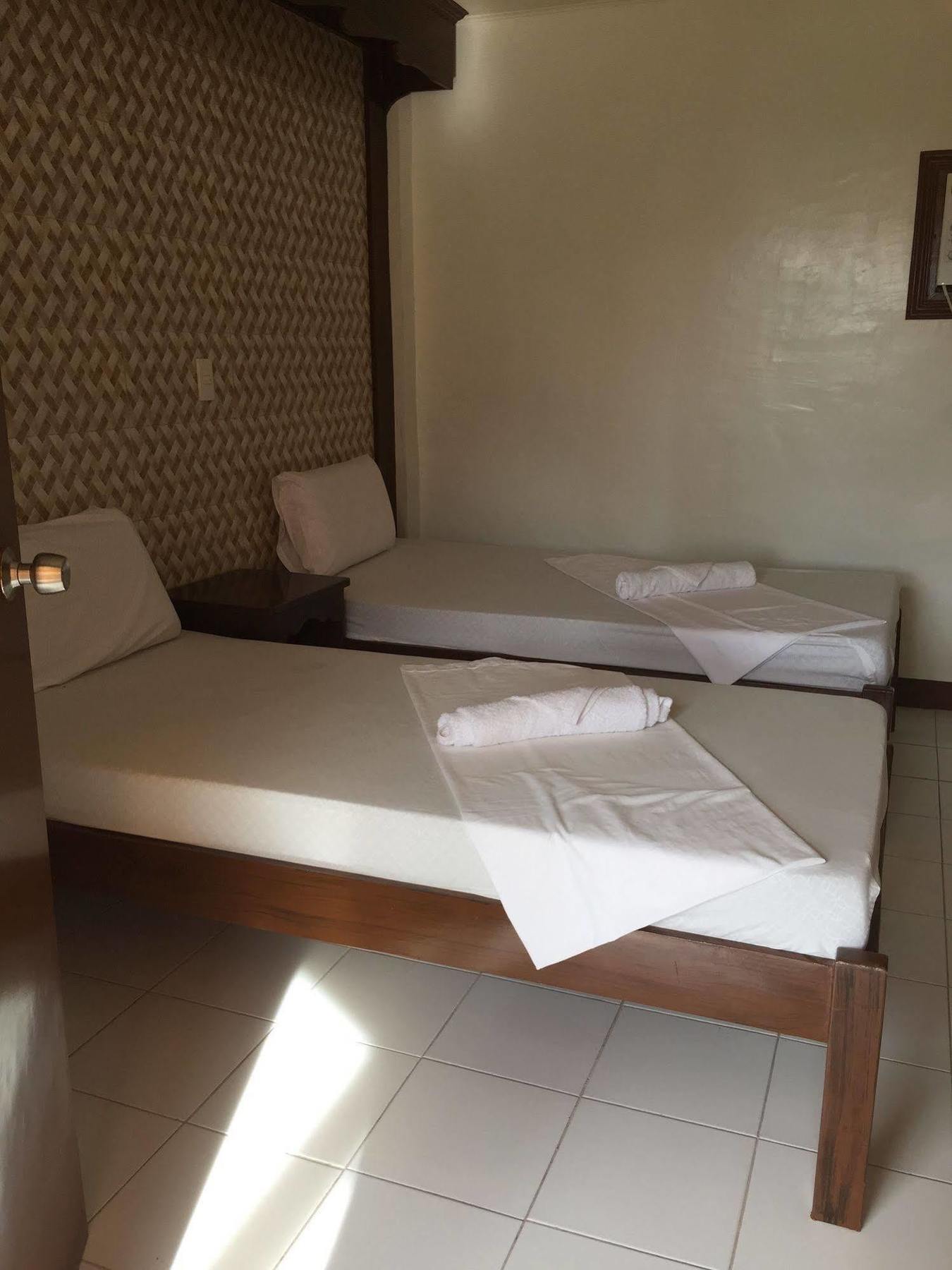 Bayview Inn Ormoc Exterior foto